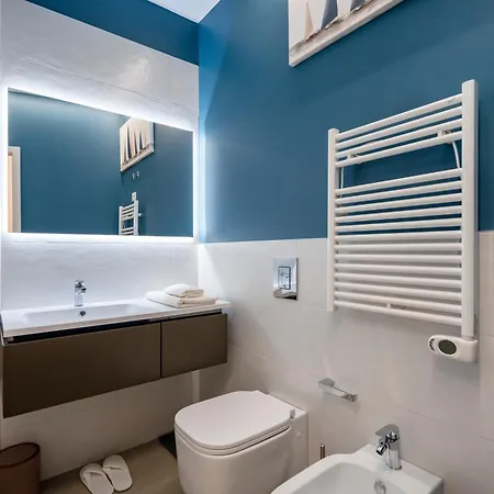 Апартаменты Luxury In Center Бари