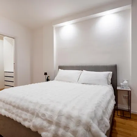 Luxury In Center Bari